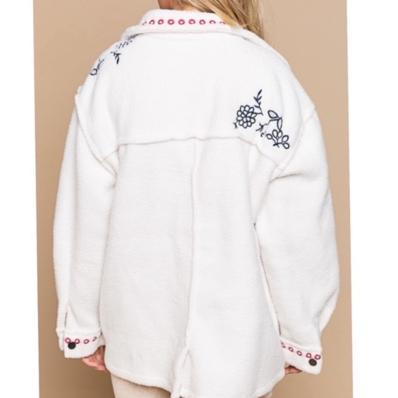 POL Jacket embroidered Sherpa jacket WarmCozy New Oversized Boutique - Picture 7 of 16